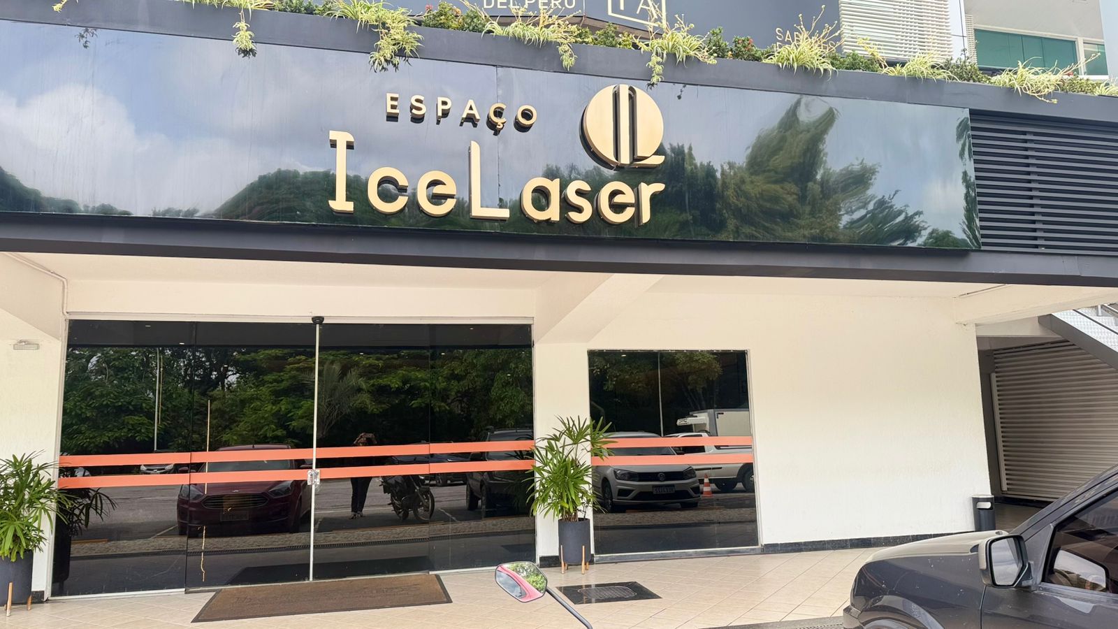 Fachada da unidade Ice Laser no Lago Sul, Brasília